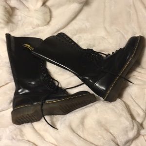 Dr. Martens tall airwave boots size 10